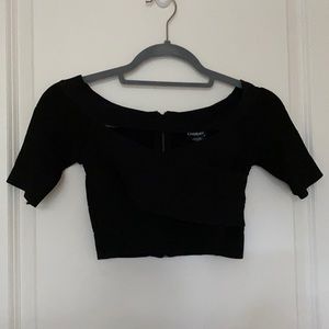 Off shoulder crop bandage top